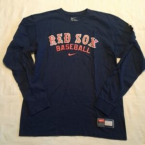 Nike Boston Red Sox men's size Small loose fit, blue long sleeve shirt, VGUC